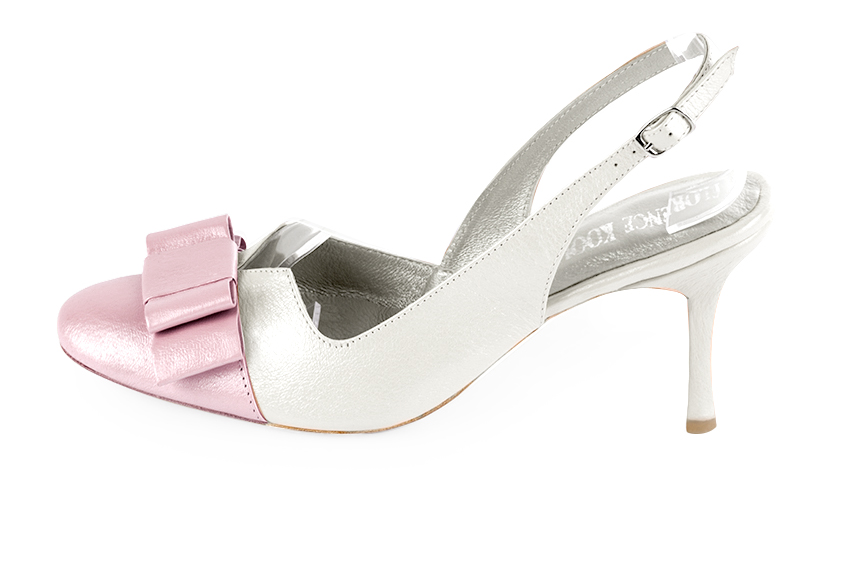 Light pink and pure white women's open back shoes, with a knot. Round toe. High slim heel. Profile view - Florence KOOIJMAN